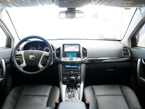 Chevrolet <span class=keywords><strong>Captiva</strong></span> <span class=keywords><strong>2014</strong></span>, 2.4L, Tracción en las Cuatro Ruedas, Transmisión Automática, Edición Flagship, 7 Asientos, Techo Solar, Asientos de Cuero, LED - Product Image 4