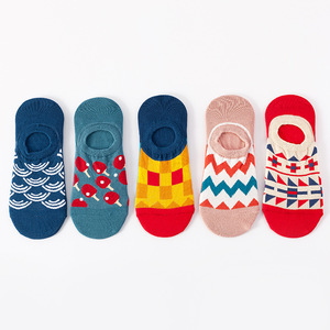 2025 Mùa Hè Thời Trang Phim Hoạt Hình Chống Trượt Ngắn Vớ Vui 100% Cotton Không Có Chương Thuyền Mắt Cá Chân Thấp Cắt Meias Vớ Vô Hình Người Đàn Ông Phụ Nữ - Product Image 3
