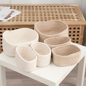 Set di Tre Cesti Portaoggetti Moderni Rettangolari Intrecciati, 100% Cotone Ecologico, Design Flessibile per Scrivania, Giocattoli, Comodino e Oggetti Vari - Product Image 1