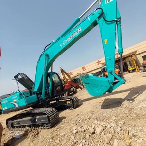 Excavatrice d'occasion KOBELCO SK200 d'origine bien entretenue, faible nombre d'heures de fonctionnement, fonctionnement fluide, provenance Japon, matériel d'occasion en stock - Product Image 1