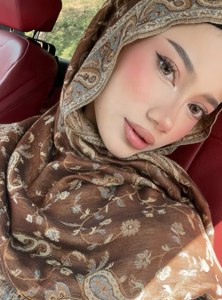 2025 Floral Jacquard foulard pour femmes doux Modal grand gland Paisley Faux cachemire hiver Style ethnique Offre Spéciale pour l'été - Product Image 6