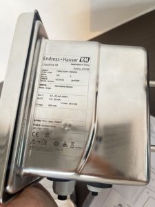 Endress+Hauser Liquiline M CM42 ชุดอุปกรณ์ 1 ช่องสัญญาณสำหรับพื้นที่อันตราย ความแม่นยำ 0.075%  รองรับสัญญาณ 4-20mADC/HART  มาตรฐาน IP66/IP67 - Product Image 3