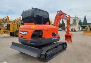 Mini pelleteuse sur chenilles de 5 tonnes d'occasion en Corée DX55 DH55 DX60 Petite pelleteuse Doosan - Product Image 3