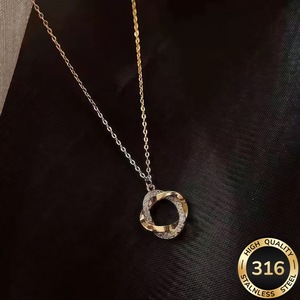Collier avec pendentif rose style français pour femme, design haut de gamme de niche, chaîne de clavicule, nouveau style 2026 - Product Image 3