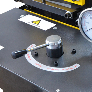 Tùy biến DHY-200 <span class=keywords><strong>busbar</strong></span> Máy chế biến 3 trong 1 thủy lực đấm uốn máy cắt cho đồng hàng 200mm * 12mm - Product Image 5