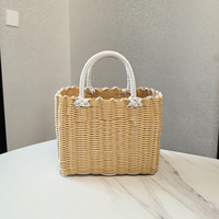 Sac fourre-tout décontracté en faux rotin tressé pour femme, sac à main portable tendance, cadeau d'anniversaire, boîte cadeau, emballage cadeau pour festival