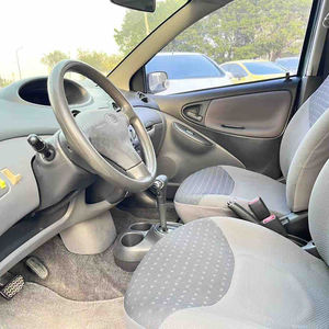 Toyota Vitz <span class=keywords><strong>2011</strong></span> 1.3L Manuelle Deluxe LHD Essence Petite Voiture 5 Places Berline Compacte Prix Abordable Bon État Voitures d'Occasion - Product Image 5