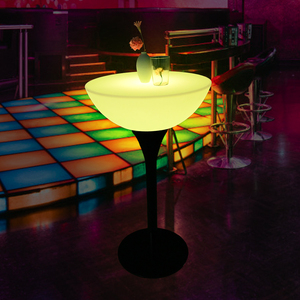 Tabourets et chaises LED, mobilier LED rechargeable avec télécommande, mobilier LED d'extérieur, tables de <span class=keywords><strong>bar</strong></span> LED, tabourets LED - Product Image 2