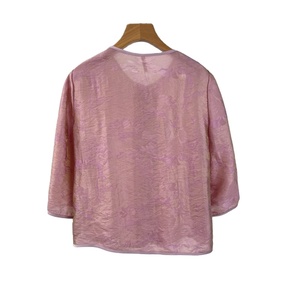 Autentica Camicetta in <span class=keywords><strong>Raso</strong></span> Intrecciato Stile Cinese, Casual e Comoda, con Decorazione a Bottoni e Logo Frontale Semplice, per Feste, Autunno 2025 - Product Image 2