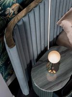 Cadre de lit King Size doux avec tête de lit haute, design italien, ensemble de chambre à coucher de luxe, tissu nubuck moderne, meubles en bois massif