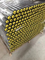 Rouleau de convoyeur à gravité en acier inoxydable de qualité alimentaire et en acier au carbone industriel avec dimensions personnalisées