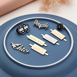 Personalized Clothing Metal Tags Zinc Alloy Hardware Wholesale Accessories Custom Color Logo OEM/ODM Available Desong Brand