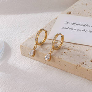 Nouveauté mode, boucles d'oreilles créoles brillantes en acier inoxydable plaqué or 18 carats, hypoallergéniques, avec pendentif en zircon en forme de larme pour femmes - Product Image 2