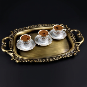 Plateau de service Premium ACME METAL INDIA en métal poli, motif floral, style vintage, pour la vaisselle, les mariages, les restaurants. - Product Image 1