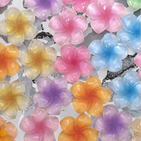 Accessori per decorazioni per gioielli e Scrapbooking con fiori in resina colorata Plumeria