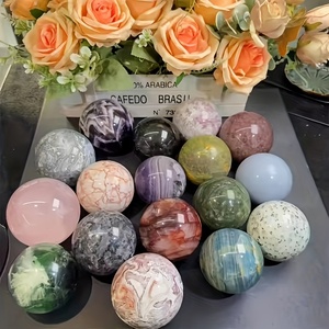 Sfera di Quarzo Trasparente Lucidata all'Ingrosso, Sfera di Cristallo di Quarzo Rosa per Arredamento Casa, Feng Shui, Regalo Unico per le Feste - Product Image 3