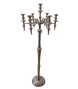 Candelabro de lujo para decoración del hogar, accesorio decorativo de metal chapado en oro para boda, Estilo clásico - Product Image 2
