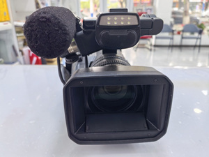 Videocámara Profesional Sony HXR-NX3 1080P HD, Zoom Óptico 20x, Grabadora de Video NXCAM AVCHD - Product Image 2