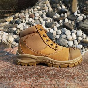 <span class=keywords><strong>Chaussures</strong></span> <span class=keywords><strong>de</strong></span> travail <span class=keywords><strong>de</strong></span> protection industrielle haut <span class=keywords><strong>de</strong></span> gamme pour hommes en cuir <span class=keywords><strong>de</strong></span> blé avec semelle extérieure légère en TPU - Product Image 5