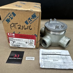 PLC / CROUSE <strong>HINDS</strong> GUAX36 W/ Gasket and Ground Screw 1' Condulet - NEW Warranty Product - Product Image 1