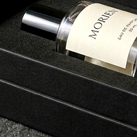 Boîte à parfum rigide noire haut de gamme en deux parties avec couvercle amovible, boîte de présentation fermée pour emballage de parfum personnalisé