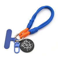 Nouveau design de cordon de téléphone, lanière de poignet anti-perte, cordon coloré avec pendentif personnalisé