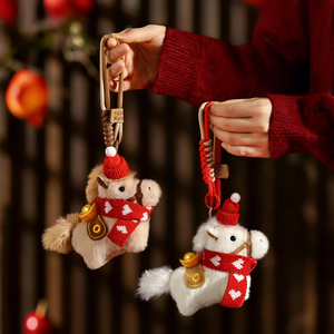 Llavero de Peluche con Diseño de Pony, Suave y Ecológico, Amuleto de Buena Suerte para el Año Nuevo Chino, Decoración para Bolsos - Product Image 1