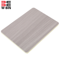 Panneaux muraux en bambou au design moderne, panneaux muraux en placage de bois WPC pour la décoration intérieure d'appartements