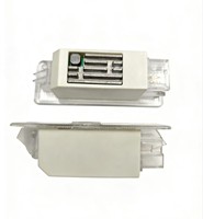 Projecteur LED universel 12V pour portière de voiture, avec lentille HD transparente, boîtier blanc, étanche et fixation par clip, éclairage de bienvenue et de zone.