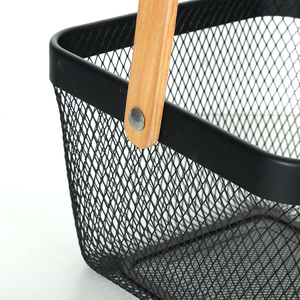 Panier de rangement blanc de haute qualité pour pique-nique, panier à fruits en fer forgé avec poignée en bois - Product Image 4