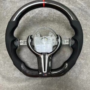 Volante Deportivo J Auto Personalizado en Cuero Negro Perforado con Fibra de Carbono M Sport con LED y Costuras Personalizadas para F10/F30/F31/E92 - Product Image 2