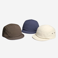 Topi dan topi kamp nilon tahan air 5 Panel topi Custom Blank polos 5 Panel topi ringan dapat disesuaikan Trucker Snapback Strapback