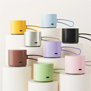 Bán buôn EWA A127 không thấm nước IPX7 MP3 máy nghe nhạc BT âm nhạc loa bass chất lượng cao Loud Loa di động - Product Image 1