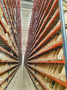 ใหม่แกะกล่อง พร้อมใช้งาน TL-Q5MB1-3 NSMP ตัวควบคุม PLC สำหรับระบบอัตโนมัติในอุตสาหกรรม - Product Image 3