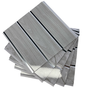 Panneau de plafond <span class=keywords><strong>en</strong></span> plastique <span class=keywords><strong>PVC</strong></span> brillant pour la décoration Lambri Plafon Cielo Raso <span class=keywords><strong>Pvc</strong></span> <span class=keywords><strong>En</strong></span> Chine Panneau de plafond pour la maison - Product Image 6