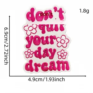 Patch brodé thermocollant rose, motif dessin animé anglais inspirant, applique mignonne pour la décoration de vêtements et sacs - Product Image 4