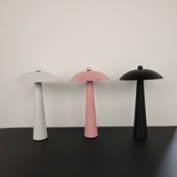 Lampe de bureau LED rechargeable en forme de champignon, design nordique, en fer, intensité réglable, contrôle tactile, lumière créative pour table