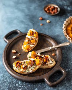 PROMOTION Plateau alimentaire rond en bois à compartiments, Assiette <span class=keywords><strong>de</strong></span> présentation en bois <span class=keywords><strong>de</strong></span> chêne foncé pour aliments et salades avec poignées - Product Image 4