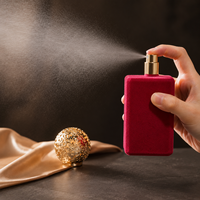 Flacon de parfum en verre floqué carré de luxe personnalisé OEM, 30 ml, 50 ml, 100 ml, flacon de parfum floqué avec boîte
