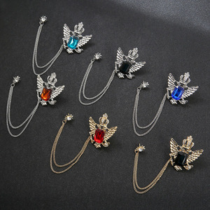 <span class=keywords><strong>Vintage</strong></span> Anstecknadel <span class=keywords><strong>Eagle</strong></span> Crown Chain Brosche verkrustete Strass steine Quaste Legierung männlicher Anzug dekorative Kristall Herren Broschen Stifte - Product Image 2