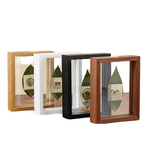 Doppelseitiger Blattförmiger Öko-Freundlicher MDF-Bilderrahmen mit Individuellen Farben und Präsentationsfunktionen - Product Image 1