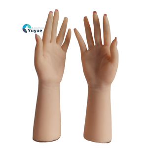 Modèle de main féminine en silicone grandeur nature, réaliste avec veines et teint de peau réalistes, articulations mobiles, pour la science médicale, fabriqué en PVC - Product Image 1