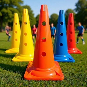 Conos de Marcación Deportivos de Plástico Funcionales con Orificios, Conos de Marcación para Entrenamiento de Fútbol - Product Image 2
