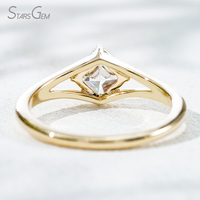 Starsgem Bölünmüş Saplı 1 Karat DEF VS Asscher Kesim 10 Ayar Sarı Altın Laboratuvarda Yetiştirilmiş Elmas Nişan Yüzüğü