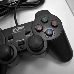 Mando de Juego Arcade USB para PC con Vibración, Personalización OEM/ODM Disponible, Compatible con PC y Steam, Pedidos al por Mayor para Venta B2B - Product Image 3