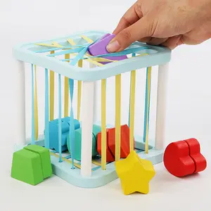 Comniki bambini che imparano giocattoli di smistamento a forma geometrica giocattoli di geometria abbinata a Puzzle arcobaleno che impilano tappo giocattolo in legno
