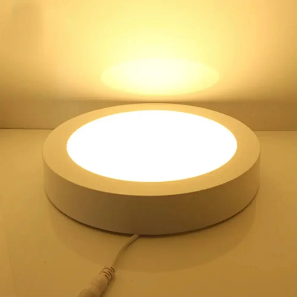 مصباح سقف LED مستدير بجودة عالية مناسب للإضاءة الداخلية والتجارية بقوة 6 واط يتم تركيبه على السطح الدائري من إنتاج مصنع في الصين