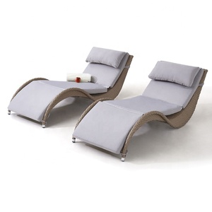 Al aire libre muebles de salón de forma curva de ratán de jardín <span class=keywords><strong>tumbona</strong></span> cama de playa - Product Image 1