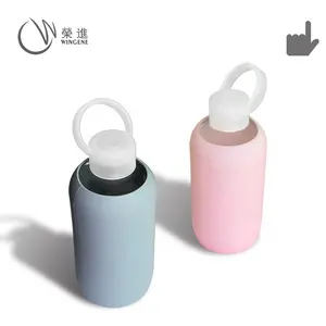 Wingenes Botol Minum Kaca Olahraga, Logo Cetak Kustom 500 Ml dengan Lengan Silikon