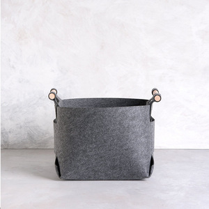 Cesta de almacenamiento para dormitorio, cesta de almacenamiento de fieltro de gran capacidad, cesta de almacenamiento de juguetes con asa de madera. - Product Image 2